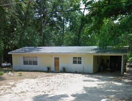 5041 Tillie Ln in Tallahassee, FL - Building Photo