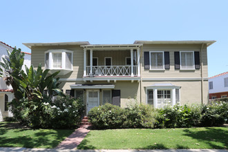 154-156 N Swall Dr in Beverly Hills, CA - Foto de edificio - Building Photo