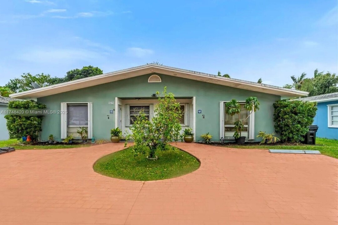 812 SW 13th St in Fort Lauderdale, FL - Building Photo