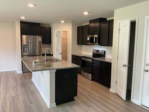 1130 Woodhouse Dr in Monroe, NC - Building Photo - Building Photo