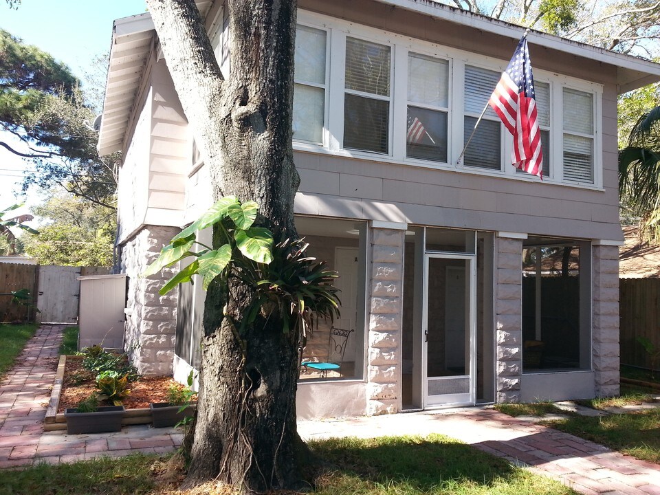 2629 4th St S in St. Petersburg, FL - Building Photo