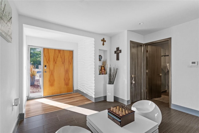 11734 Lake Willis Dr in Orlando, FL - Foto de edificio - Building Photo