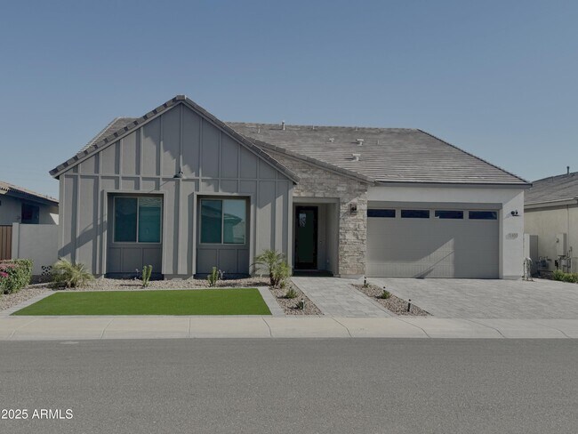 property at 1453 E Flower St