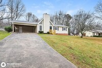 3790 Sugar Creek Dr in Douglasville, GA - Building Photo - Building Photo