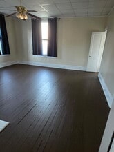 206 College St, Unit 4 in Macon, GA - Foto de edificio - Building Photo