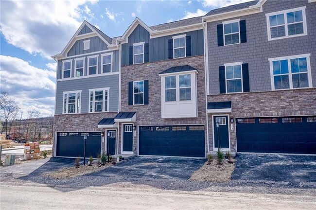 315 Telluride Ln in Cranberry Township, PA - Building Photo - Building Photo