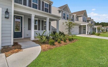 109 Sweetwood Cir in Savannah, GA - Foto de edificio - Building Photo