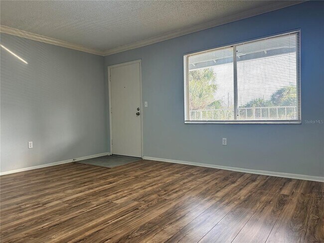 122 Water Front Way in Altamonte Springs, FL - Building Photo - Building Photo