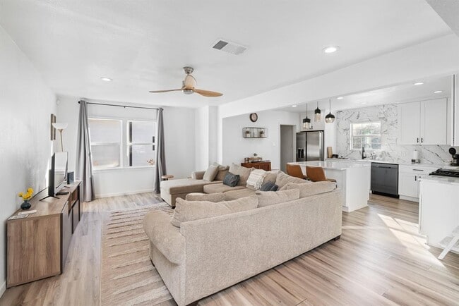 property at 2407 Hancock Dr