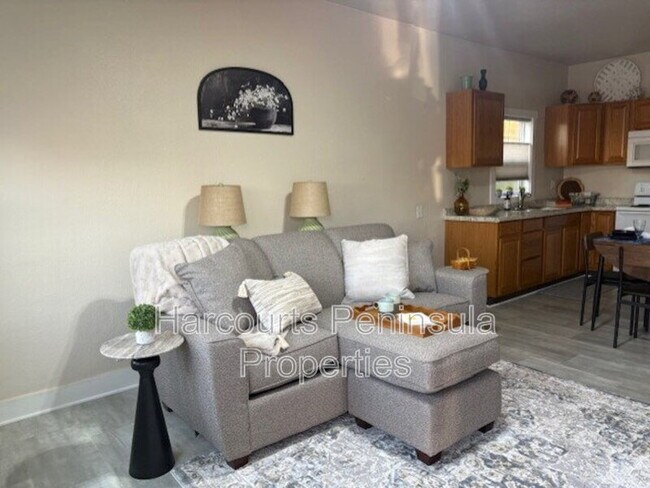 2305 6th St in Bremerton, WA - Building Photo - Building Photo