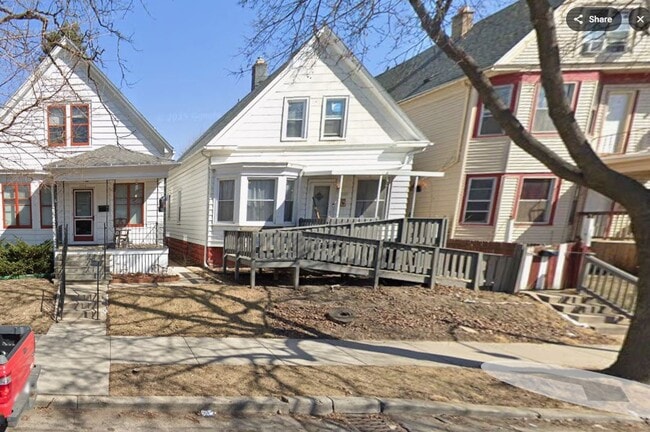 property at 1922 S Congo Ave