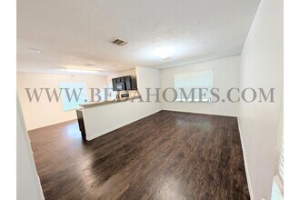 15566 Kiplands Bend Dr in Houston, TX - Building Photo - Building Photo
