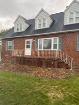 190 Clover Pl, Unit Unit 2 190 Clover Place in Cheektowaga, NY - Building Photo