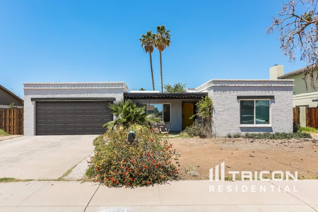 property at 10022 N 48th Ave