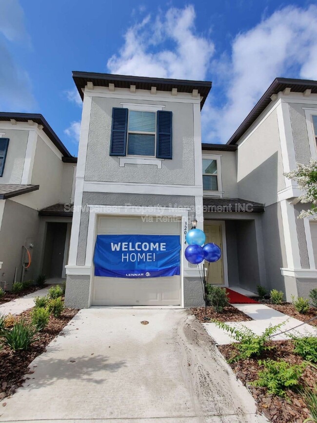 32014 Blue Passing Loop in Wesley Chapel, FL - Building Photo - Building Photo