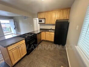 650 N 300 W in Salt Lake City, UT - Building Photo - Building Photo