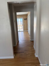 108 Mohican Ave in Waterbury, CT - Building Photo - Building Photo