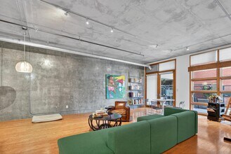 877 Island Ave in San Diego, CA - Building Photo - Building Photo