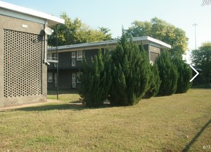 1070 Merriwether Ave in Memphis, TN - Building Photo - Building Photo