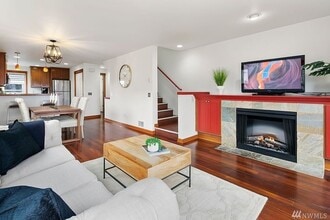 9019 18th Ave SW in Seattle, WA - Building Photo - Building Photo
