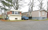 496 Bristol Caverns Hwy in Bristol, TN - Foto de edificio - Building Photo