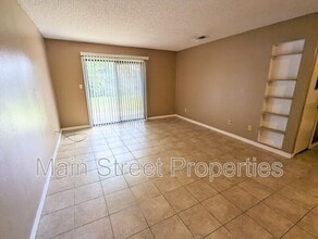 8160 Stonebrook Dr in Pensacola, FL - Building Photo - Building Photo