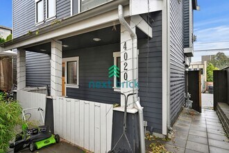 4020 Linden Ave N in Seattle, WA - Building Photo - Building Photo