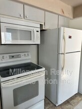 27532 O'Neil St in Roseville, MI - Building Photo - Building Photo