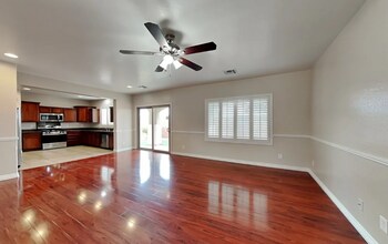 6836 Sumatra St in Las Vegas, NV - Building Photo - Building Photo