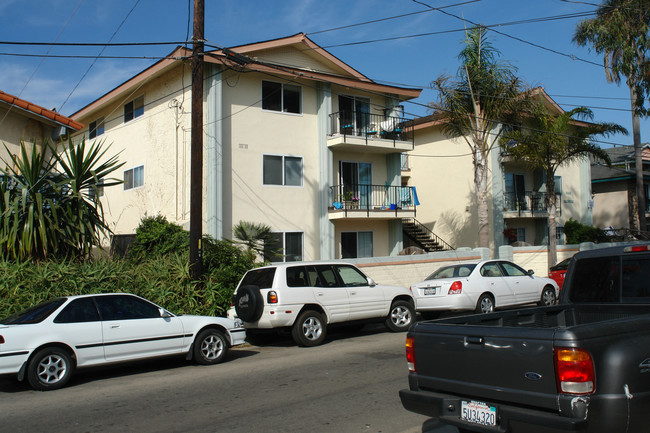 Beachwalk in Goleta, CA - Building Photo - Building Photo