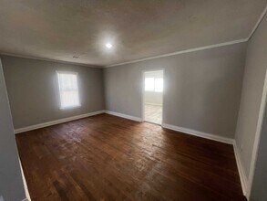 3581 Fairmont Ave in Memphis, TN - Foto de edificio - Building Photo