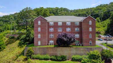 Everson in Cullowhee, NC - Foto de edificio - Building Photo