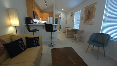 2216 Northview St in Santa Rosa, CA - Building Photo - Building Photo