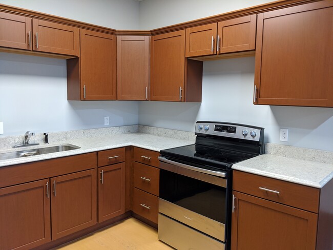 College Apartments in Kokomo, IN - Foto de edificio - Building Photo