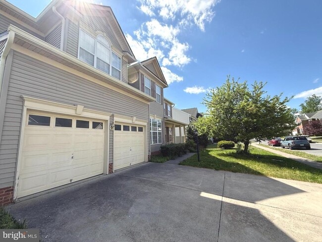 property at 332 Rubens Cir