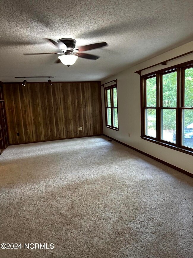 135 S Belvedere Dr in Hampstead, NC - Building Photo - Building Photo
