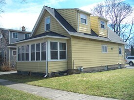 35 Langslow St in Rochester, NY - Building Photo