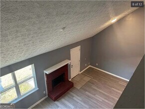 Room in Apartment on River Park Dr in Riverdale, GA - Building Photo - Building Photo