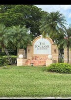 2113 Renaissance Blvd in Miramar, FL - Building Photo