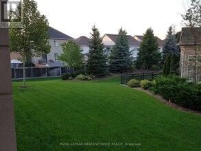 1471-1471 Maple Ave in Milton, ON - Building Photo - Building Photo