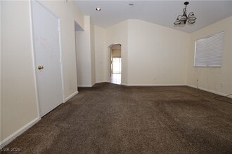 5200 Brookmere Dr in Las Vegas, NV - Building Photo - Building Photo