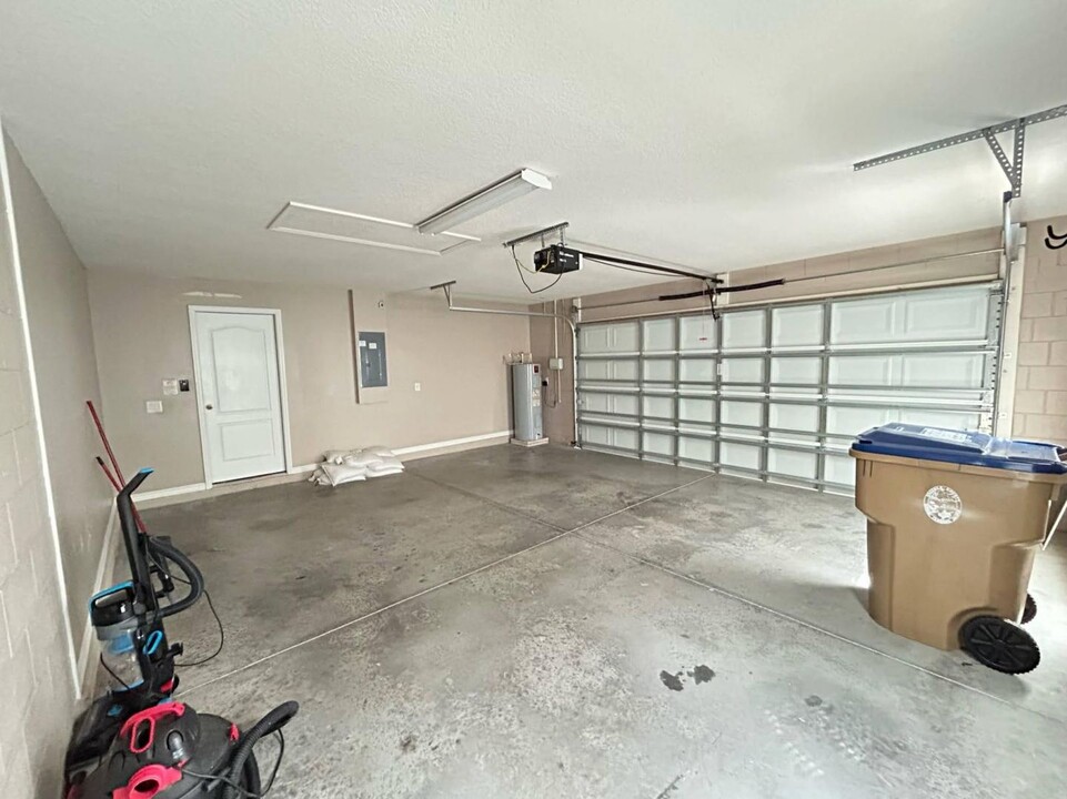 2882 Running Brook Cir in Kissimmee, FL - Building Photo