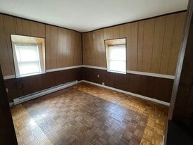527 N 8th St in Reading, PA - Building Photo