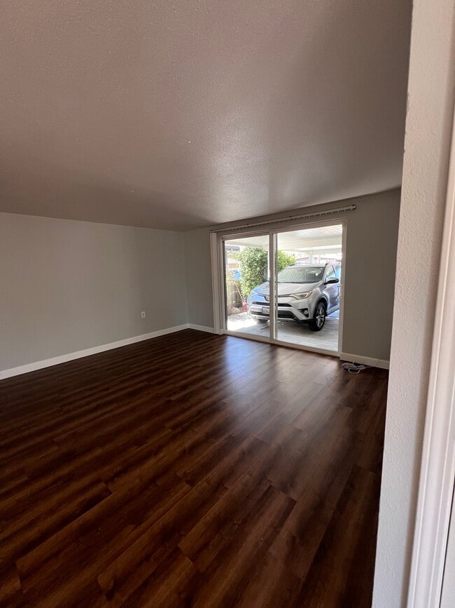 property at 918 4th St