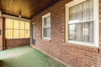 6344 Alderson St in Pittsburgh, PA - Foto de edificio - Building Photo