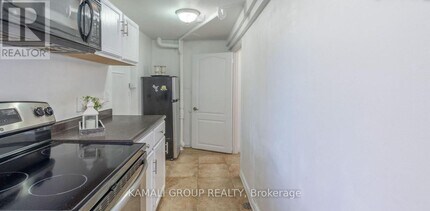 389 Keewatin St S in Oshawa, ON - Building Photo - Building Photo