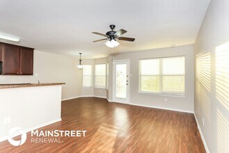 10748 Many Oaks Dr in Fort Worth, TX - Building Photo - Building Photo