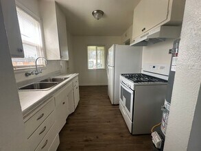 5028-5028 Thurman Way in Sacramento, CA - Building Photo - Building Photo