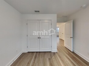 8456 Northpoint Dr in Sunbury, OH - Building Photo - Building Photo