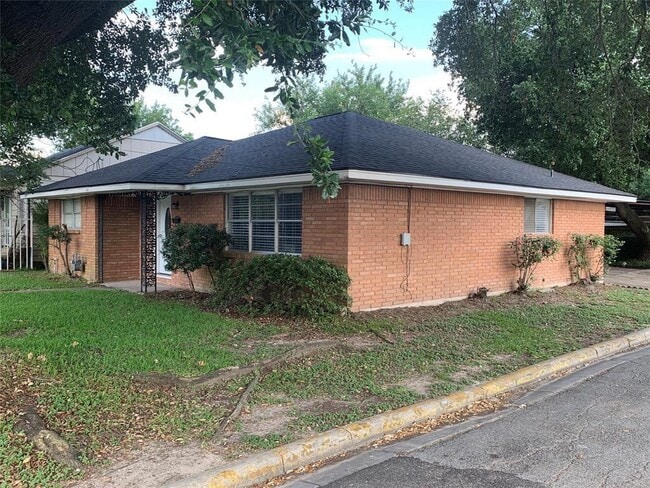 1616 3rd St in Galena Park, TX - Building Photo - Building Photo